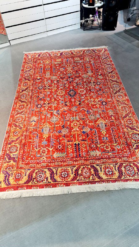 فرشینه لاکی مخمل ابریشم ترک طرح افشانه برند آراد - ابعاد ۲×۳ متری